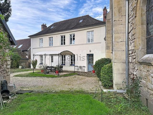 Maison, Dangu