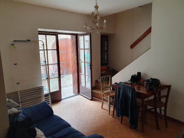 Maison dans la bastide avec jardin