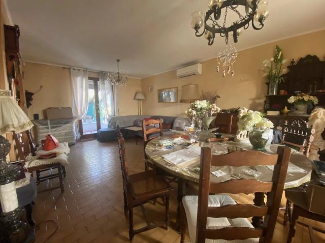 MAISON dans la commune du MUY T4