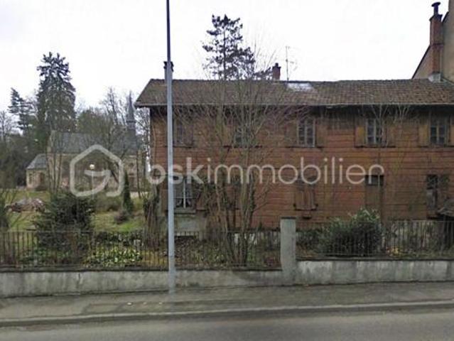 Maison dans le parc de Wesserling à rénover