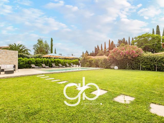 Maison d'Architecte 167m2 sur un terrain de 930m2 avec pisci. 167m² Montpellier