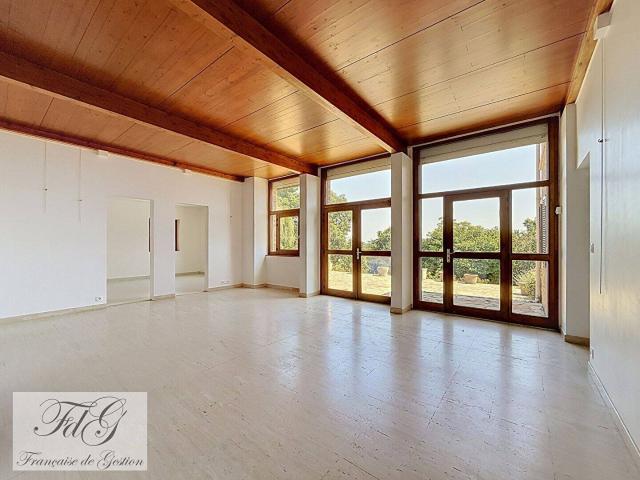 Maison d'architecte 261m² 5 chambres