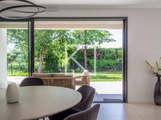 Maison d'architecte aux prestations soignées 180m² Bouchemaine