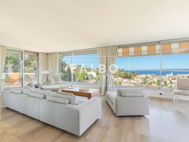 Maison d'architecte avec vue mer Roucas Blanc Marseille 7e 313m² Marseille 7ème