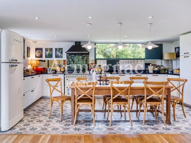 Maison d'architecte avec piscine et jardin 89m² Marambat