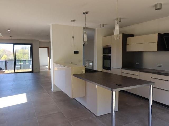 Maison d'architecte Besancon 7 pièce s 153 m2