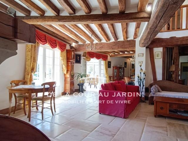 Maison d'architecte de 1995 et son jardin remarquable 290m² Croisilles