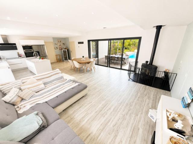Maison D'architecte Standing Avec Piscine Et Parc Arbore 140m² Le Temple sur Lot
