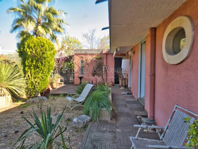 Maison d'architecte sur une parcelle arborée 245m² Montpellier