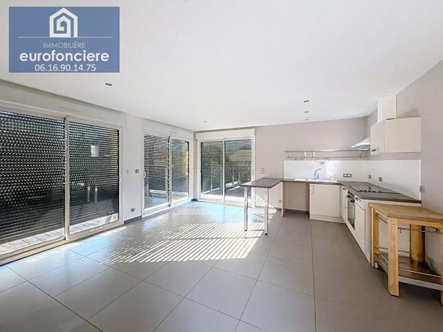 MAISON D'ARCHITECTE TROYES 4 pièce s 90 m2