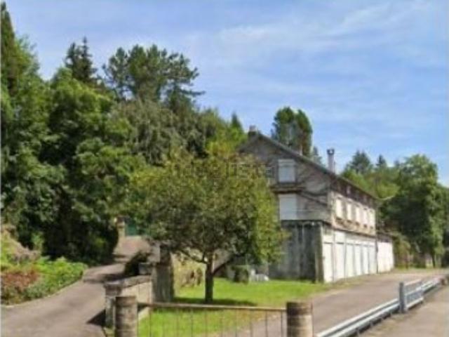 Maison, Darney
