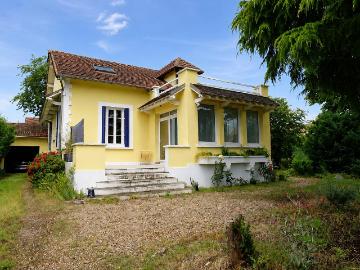 Maison d'artiste 3 chambres et dépendances 164 m2