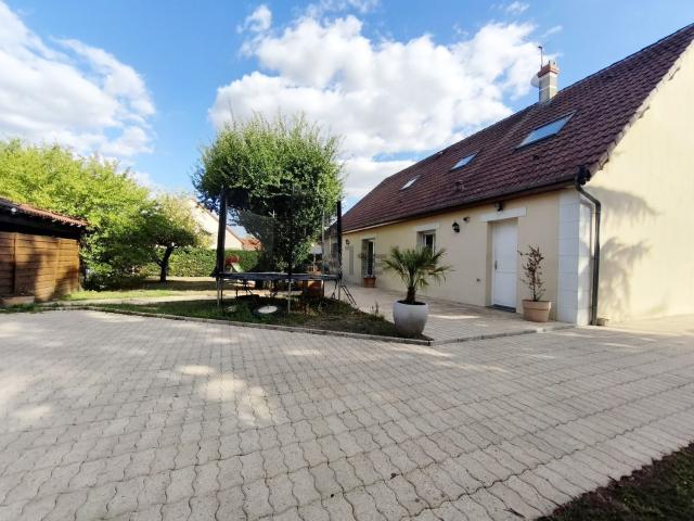 Maison, Darvoy