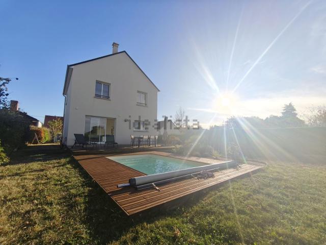 Maison, Darvoy