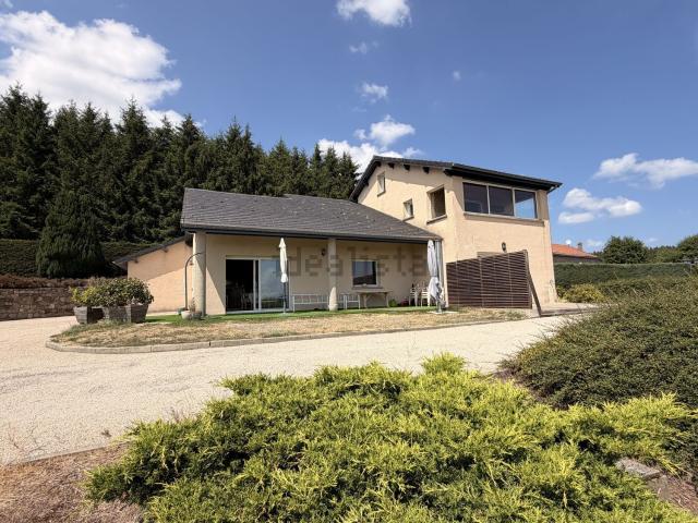 Maison, Devesset