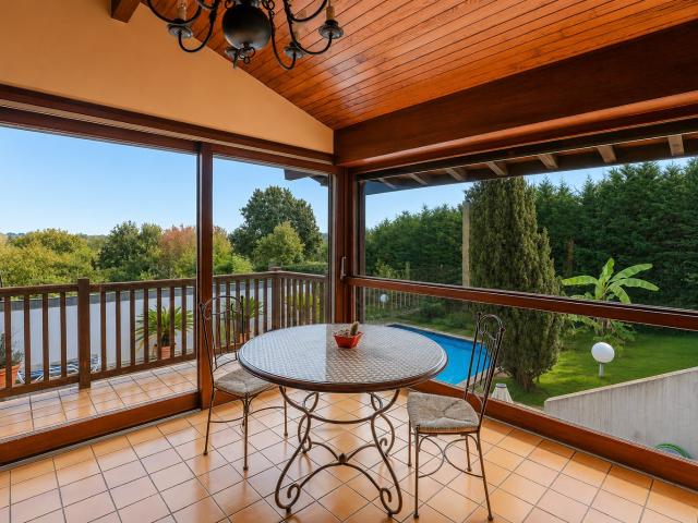 Maison d'exception à vendre à Arbonne 7 pièces, piscine, d. 215m² Arbonne