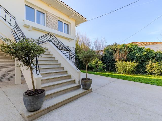 MAISON D'exception BORDEAUX CAUDERAN