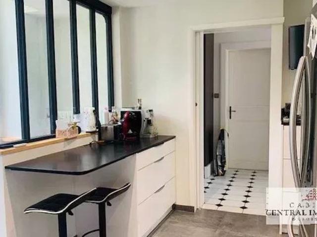 Maison d'exception de 11 pièces avec parc arboré dans la Marne