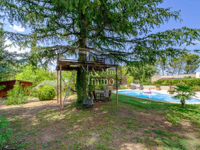 Maison d'exception de 195 m2 Un véritable havre de paix à