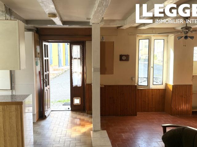Maison de 3 chambres avec studio, jardin, près de la rivière, en lisière d’un village prisé et pittoresque