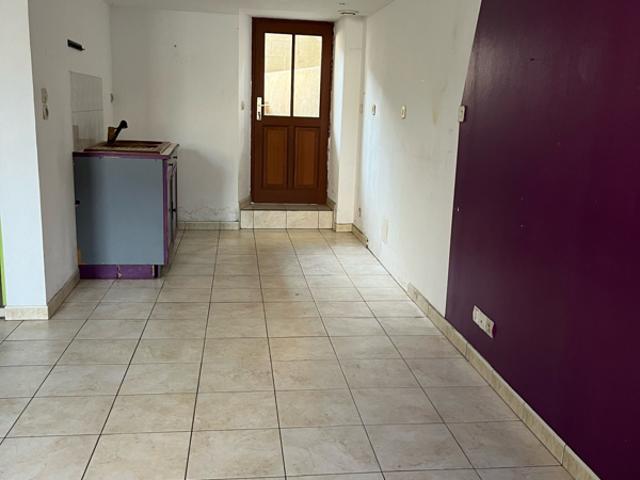 Maison de 3 pièces 64 m2 en centre ville de Fresnay sur Sa