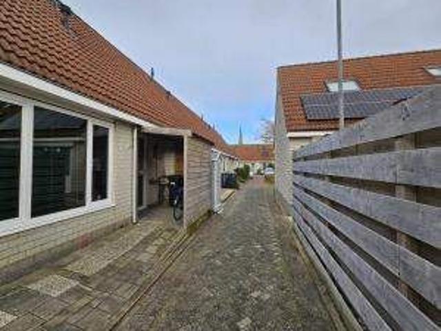 Maison de 3 pièces à Lutjebroek à louer