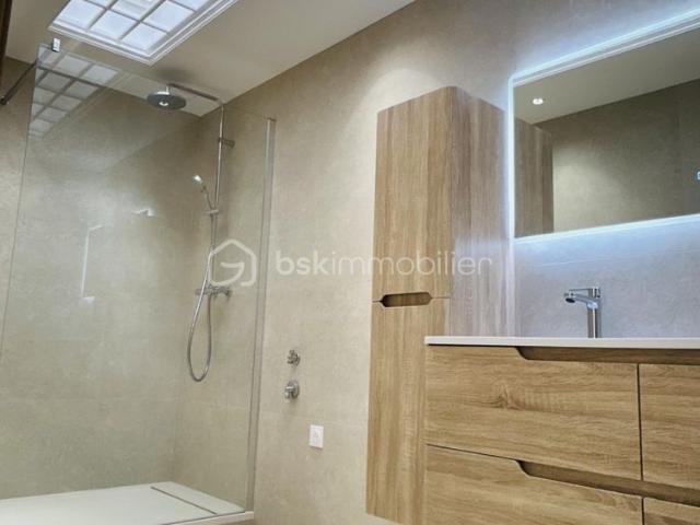 Maison de 104 m² à Carros
