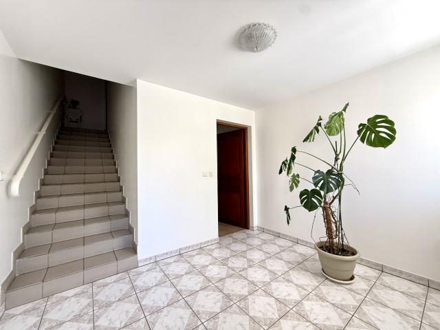 Maison de 190m2 + dépedance de 31m2 Place Carnot