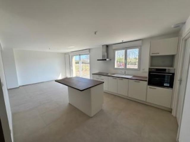 Maison de 102m2 à louer sur Vendat