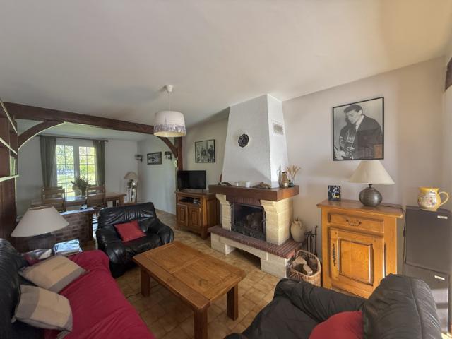 MAISON DE 103 M2 avec VIE de PLAIN PIED 6 pièces