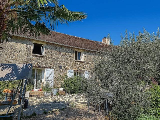 Maison de 10 pièces de luxe en vente à Coulommiers, Île de France