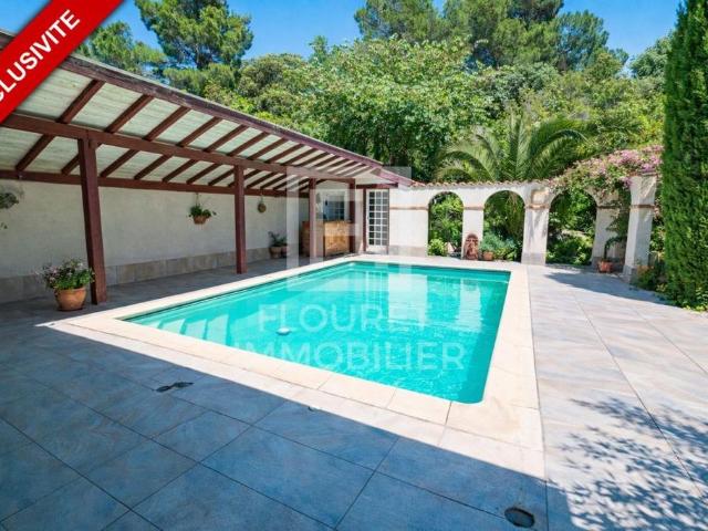 Maison de luxe de 10 pièces en vente à Argelès, Occitanie