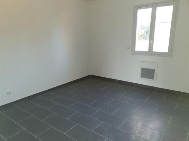 Maison de 116m2 à louer sur Serville
