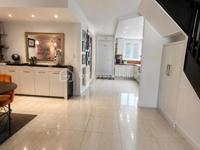 Maison de 117 m² à Saint Brice Sous Foret