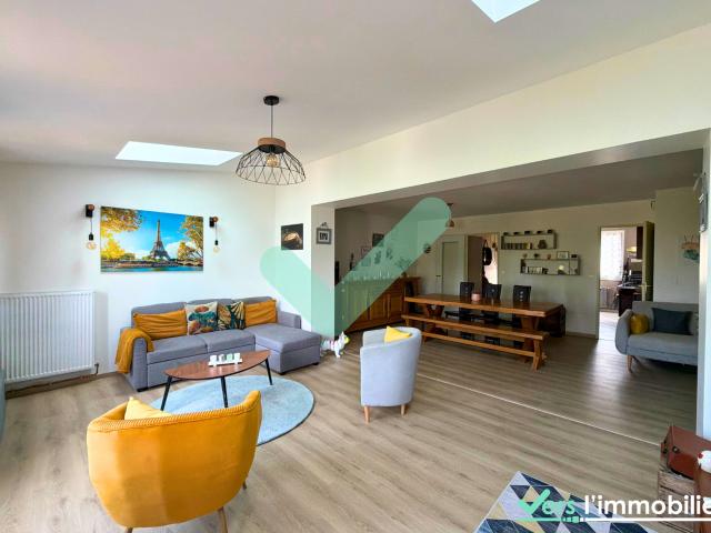 Maison de 110 m2 avec 3 chambres, garage, sous sol et jardin située à Mardeuil