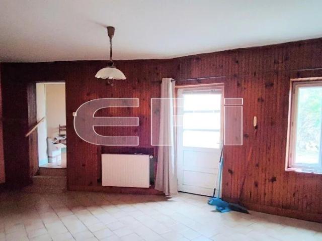 Maison de 110 m² à Chalais, avec nombreuses dépendances 110m² Chalais