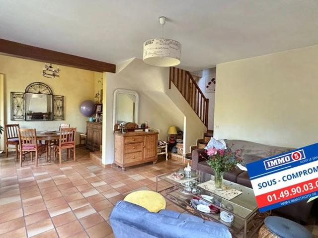 Maison de 111.32 m2 proche centre ville et bords de Marne