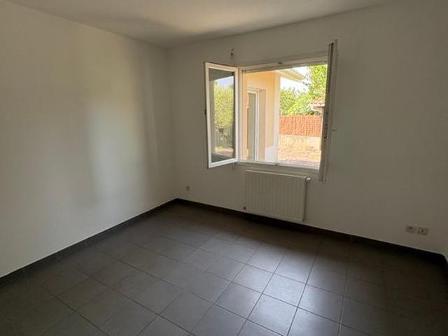 Maison de 111m2 à louer sur Saint Médard d'Eyrans