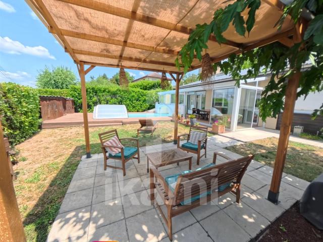Maison de 112 m2 avec piscine couverte et garage Saint Jean. 111m² Saint Jean en Royans