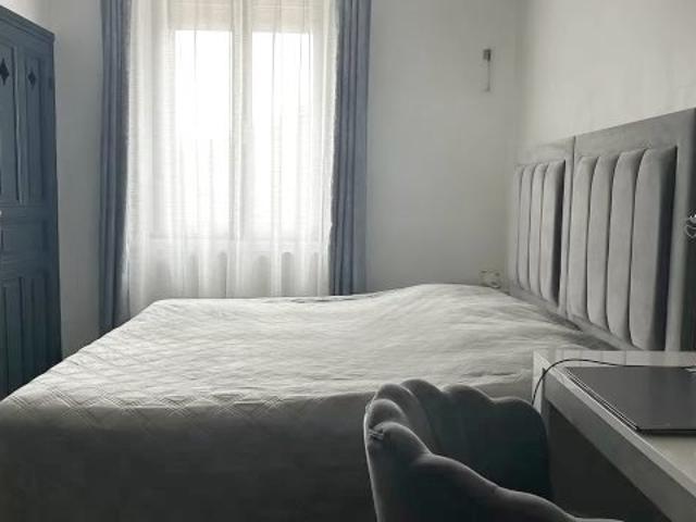 Maison de 125 m2 avec terrain de 12 300 m2, proche commerces. 124m² Bourg lès Valence