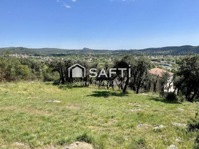Maison de 126m2, grand sous sol sur un terrain de 3387m2