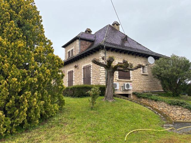 Maison De 120 M² Habitables Avec Garage Sur 839 M² De Terrai. 120m² Montayral