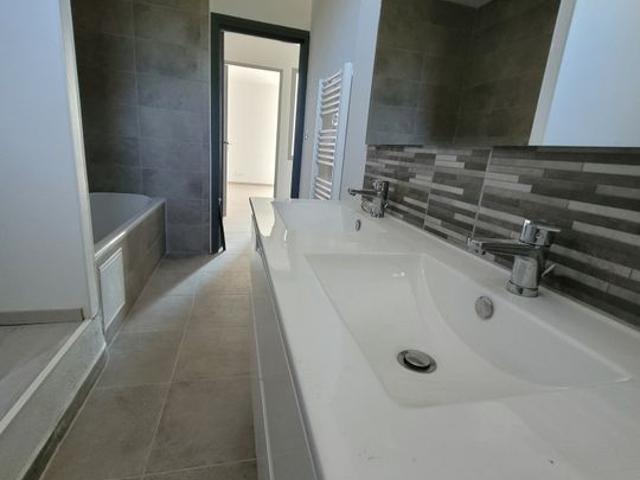 Maison de 120m2 à louer sur Vézénobres