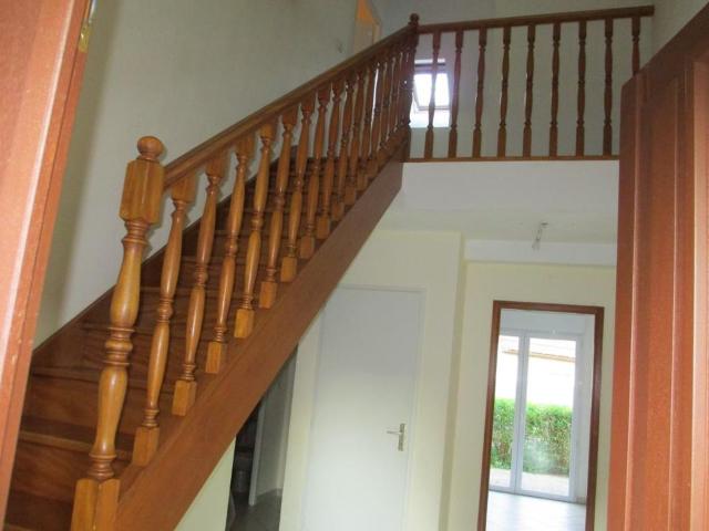 Maison de 122m2 à louer sur Châtenoy le Royal