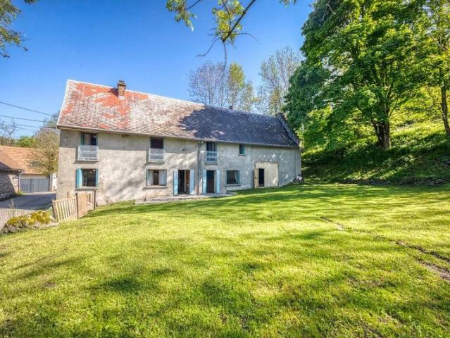 Maison de 138 m² habitables sur terrain plat de 800 m² à Cholonge Isère