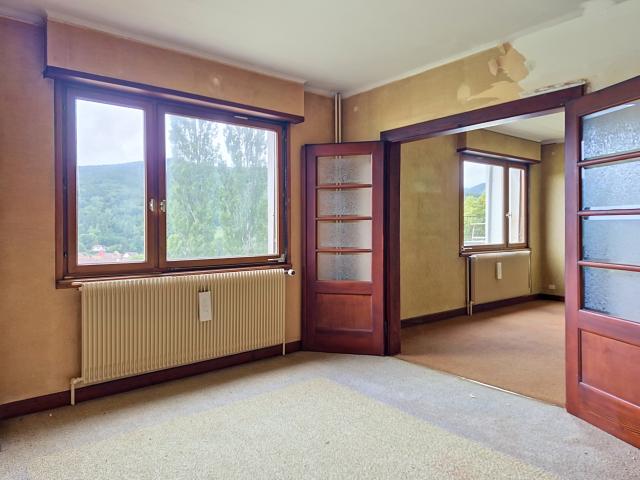 Maison de 132m2 environ sur 10.25 ares en lisière de forêt