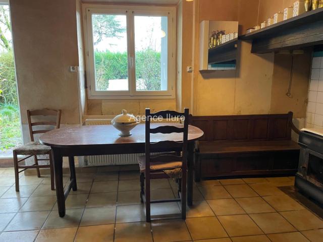 Maison De 144 M² 5 Mn D'oloron Jardin Garage 144m² Moumour