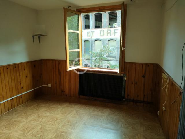 Maison de 145 m2 comprenant un appartement de 35 m2