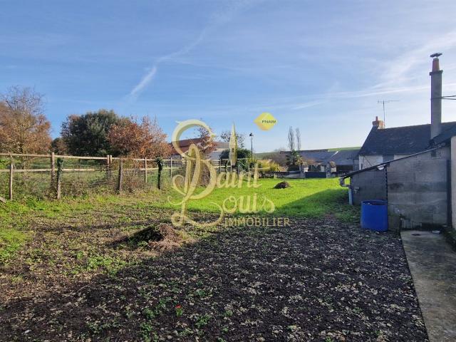 Maison De 145 M2 3/4 Chambres Avec Dependances Et Jardin 145m² Marçay