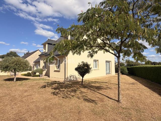 Maison de 145m2 4 chambres + 1 bureau